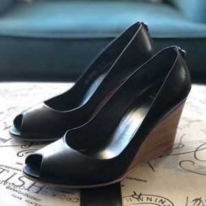NEW Stuart Weitzman Lille Black Nappa Wedge